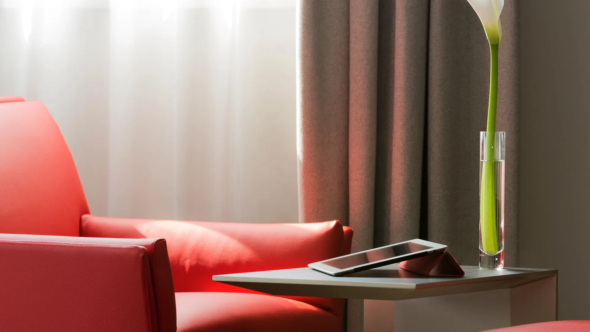 Pullman Paris La Defense Hotel