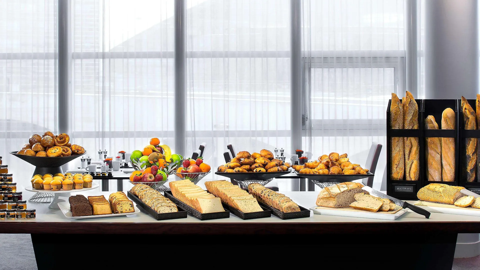 Pullman Paris La Defense Hotel Courbevoie