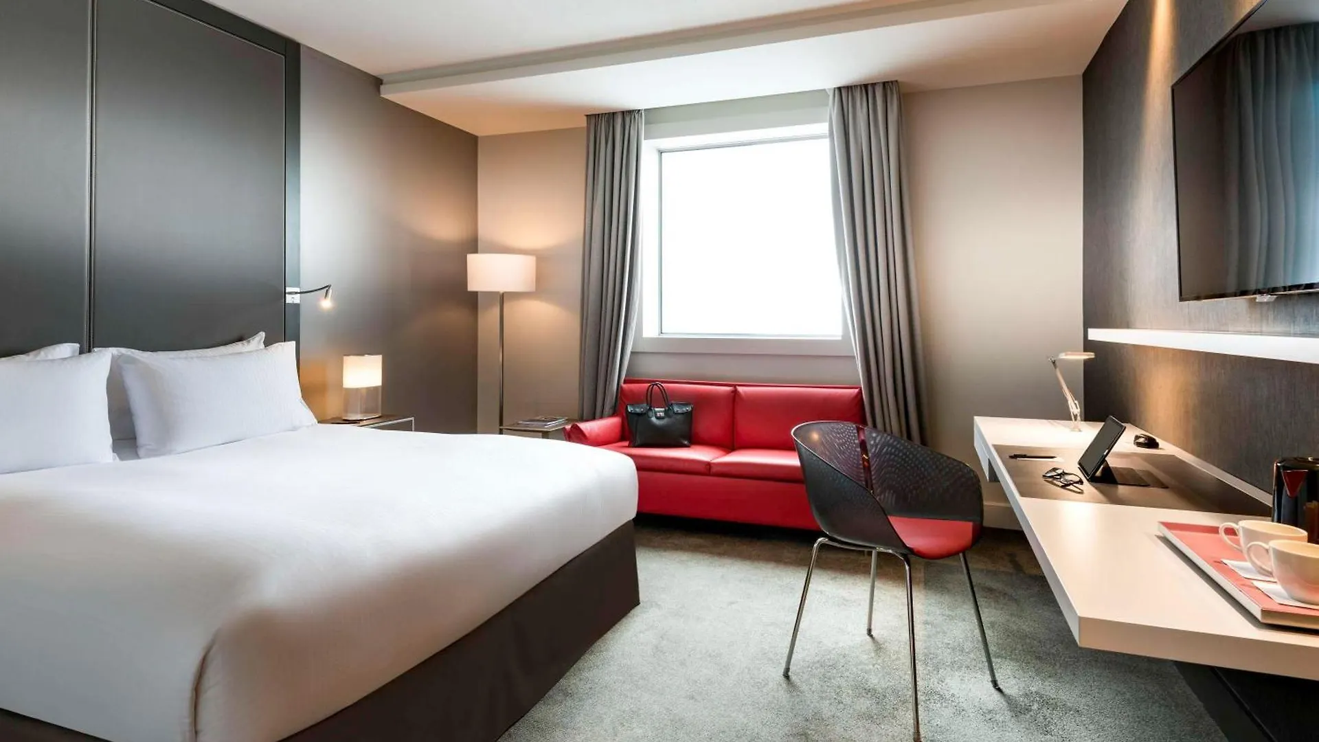 Pullman Paris La Defense 5* Courbevoie